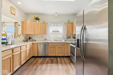 7207 Brant Pointe Circle Indianapolis IN 46217