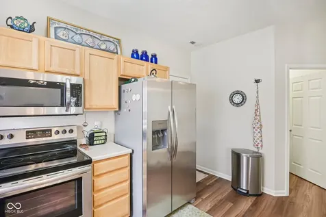 7207 Brant Pointe Circle Indianapolis IN 46217