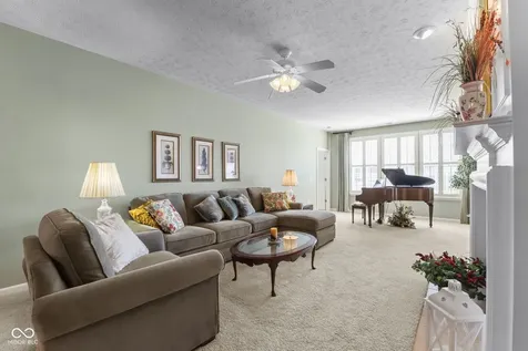 12961 Merlot Lane Fishers IN 46037