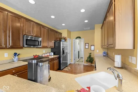 12961 Merlot Lane Fishers IN 46037