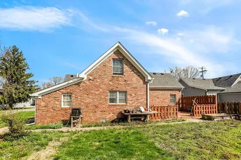 401 E Pearl Street Waldron IN 46182