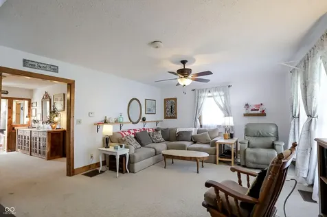 401 E Pearl Street Waldron IN 46182