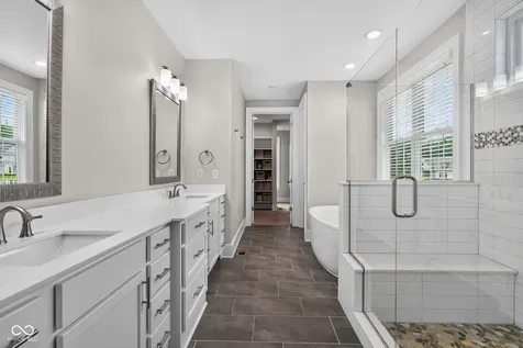 11640 Walton Crescent Zionsville IN 46077