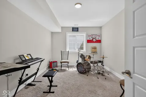 11640 Walton Crescent Zionsville IN 46077