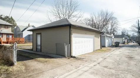 526 N Emerson Avenue Indianapolis IN 46219