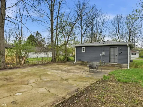 1821 N Dequincy Street Indianapolis IN 46218