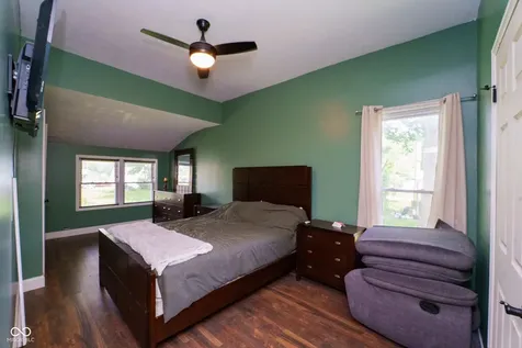 40 W Main Street Monrovia IN 46157