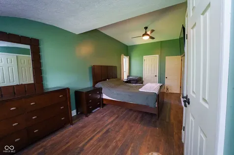 40 W Main Street Monrovia IN 46157