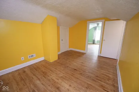 40 W Main Street Monrovia IN 46157