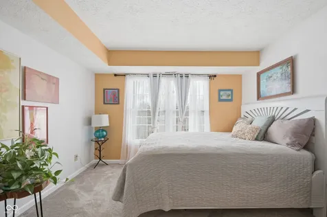 7601 Newport Bay Drive Indianapolis IN 46240