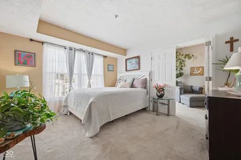 7601 Newport Bay Drive Indianapolis IN 46240