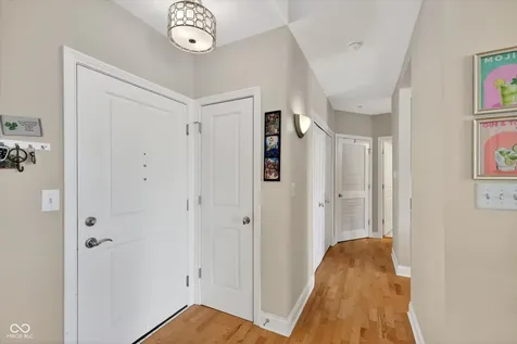 355 E Ohio Street Indianapolis IN 46204