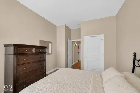 355 E Ohio Street Indianapolis IN 46204