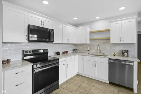 2130 Westline Drive Columbus IN 47203