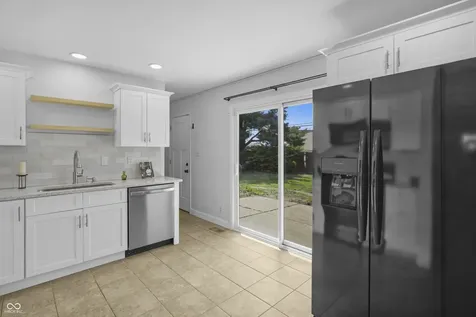 2130 Westline Drive Columbus IN 47203