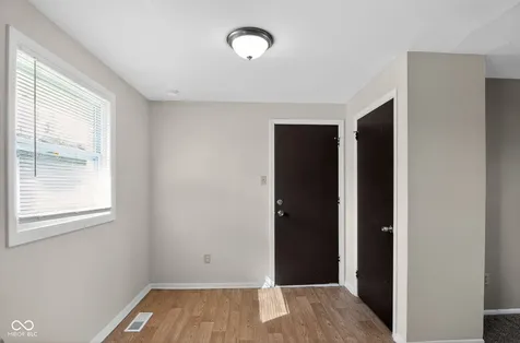 2318 N John Glenn Court Indianapolis IN 46229