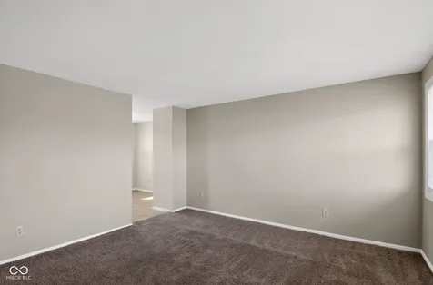 2318 N John Glenn Court Indianapolis IN 46229