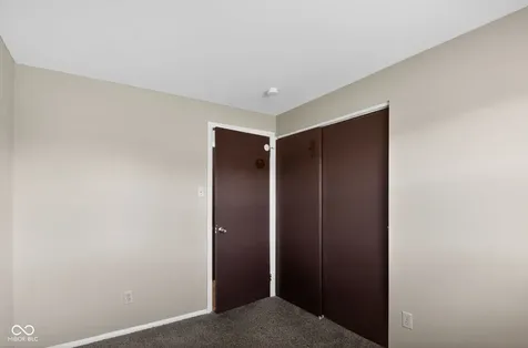 2318 N John Glenn Court Indianapolis IN 46229