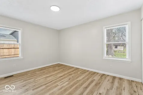 2541 Aurie Drive Indianapolis IN 46219