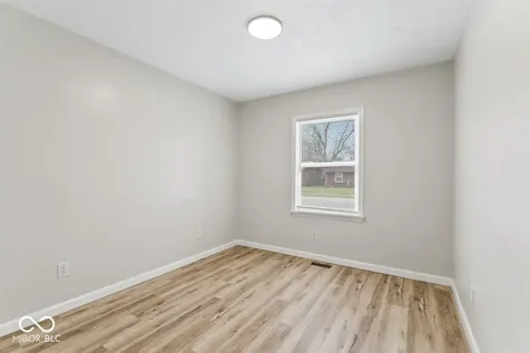 2541 Aurie Drive Indianapolis IN 46219