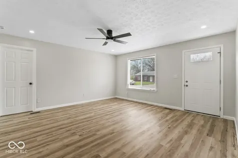2541 Aurie Drive Indianapolis IN 46219