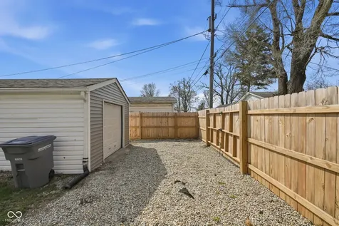 1614 E Kelly Street Indianapolis IN 46203
