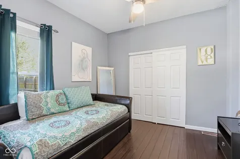 5858 Dewey Avenue Indianapolis IN 46219