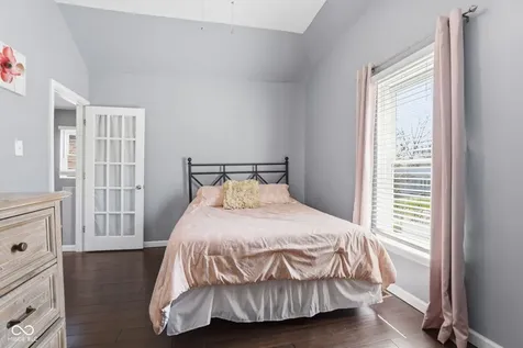 5858 Dewey Avenue Indianapolis IN 46219