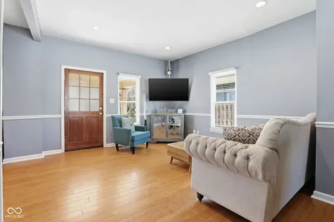 5858 Dewey Avenue Indianapolis IN 46219