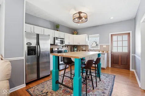 5858 Dewey Avenue Indianapolis IN 46219