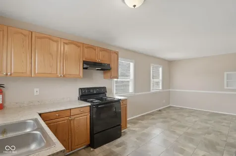 8132 E 34th Street Indianapolis IN 46226