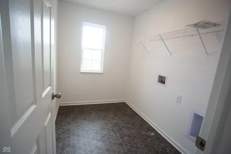 10048 Falls Canyon Lane Indianapolis IN 46229