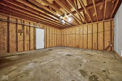 9254 E 39th Place Indianapolis IN 46235