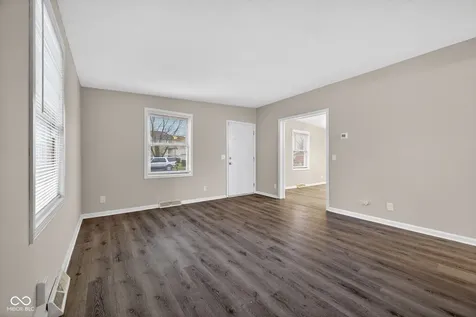 9254 E 39th Place Indianapolis IN 46235