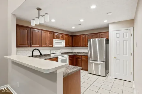 16858 Cimarron Pass Noblesville IN 46060
