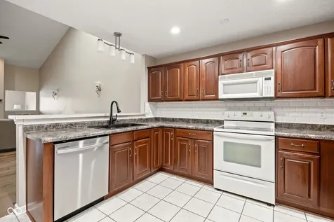 16858 Cimarron Pass Noblesville IN 46060