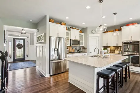 2498 Stonehaven Way Avon IN 46123