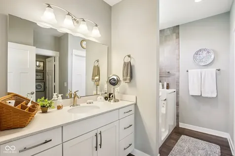 2498 Stonehaven Way Avon IN 46123