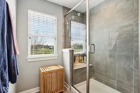 2498 Stonehaven Way Avon IN 46123