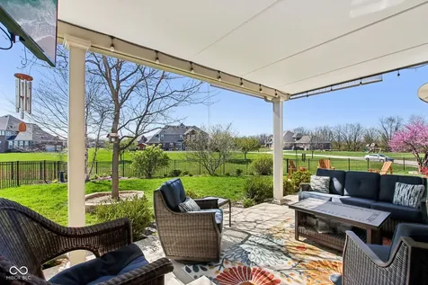2498 Stonehaven Way Avon IN 46123