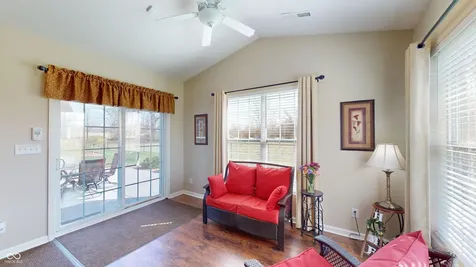6103 Royal Gate Place Indianapolis IN 46237