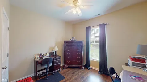 6103 Royal Gate Place Indianapolis IN 46237
