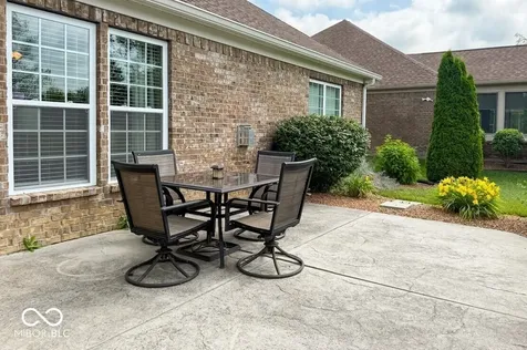6103 Royal Gate Place Indianapolis IN 46237