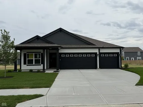 5631 Bluewing Creek Lane Clayton IN 46118