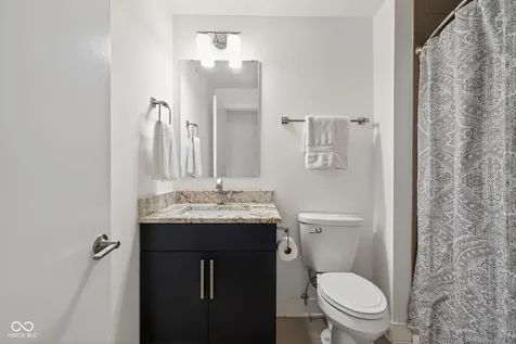 110 E North Street Indianapolis IN 46204