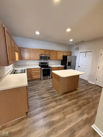 6981 Park Square Drive Avon IN 46123