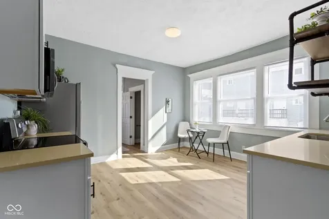 17 Parkview Avenue Indianapolis IN 46201