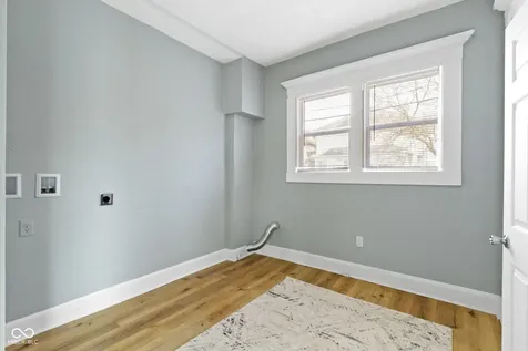 17 Parkview Avenue Indianapolis IN 46201