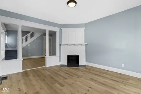 17 Parkview Avenue Indianapolis IN 46201