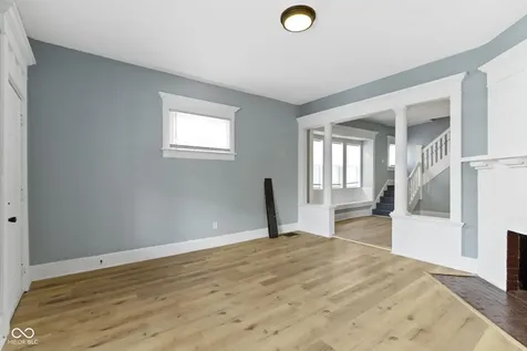 17 Parkview Avenue Indianapolis IN 46201